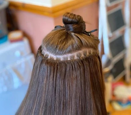 Extensions weft